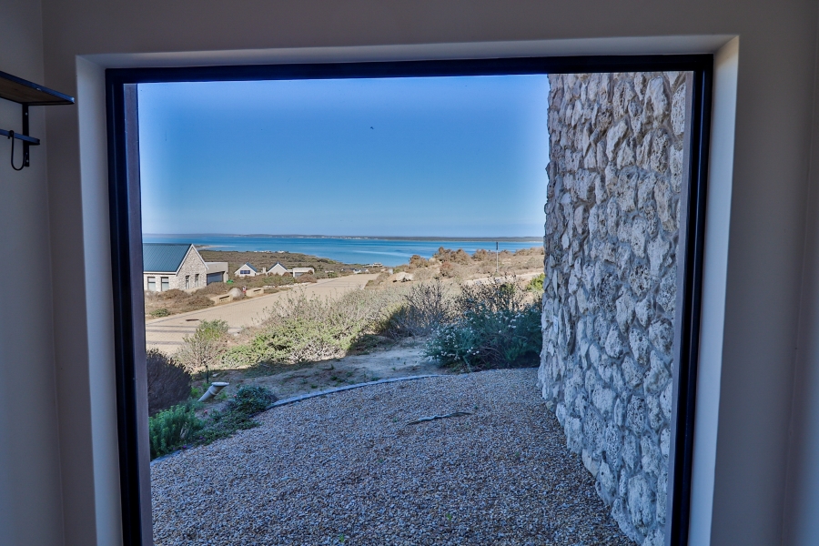 3 Bedroom Property for Sale in Shark Bay Estate Western Cape